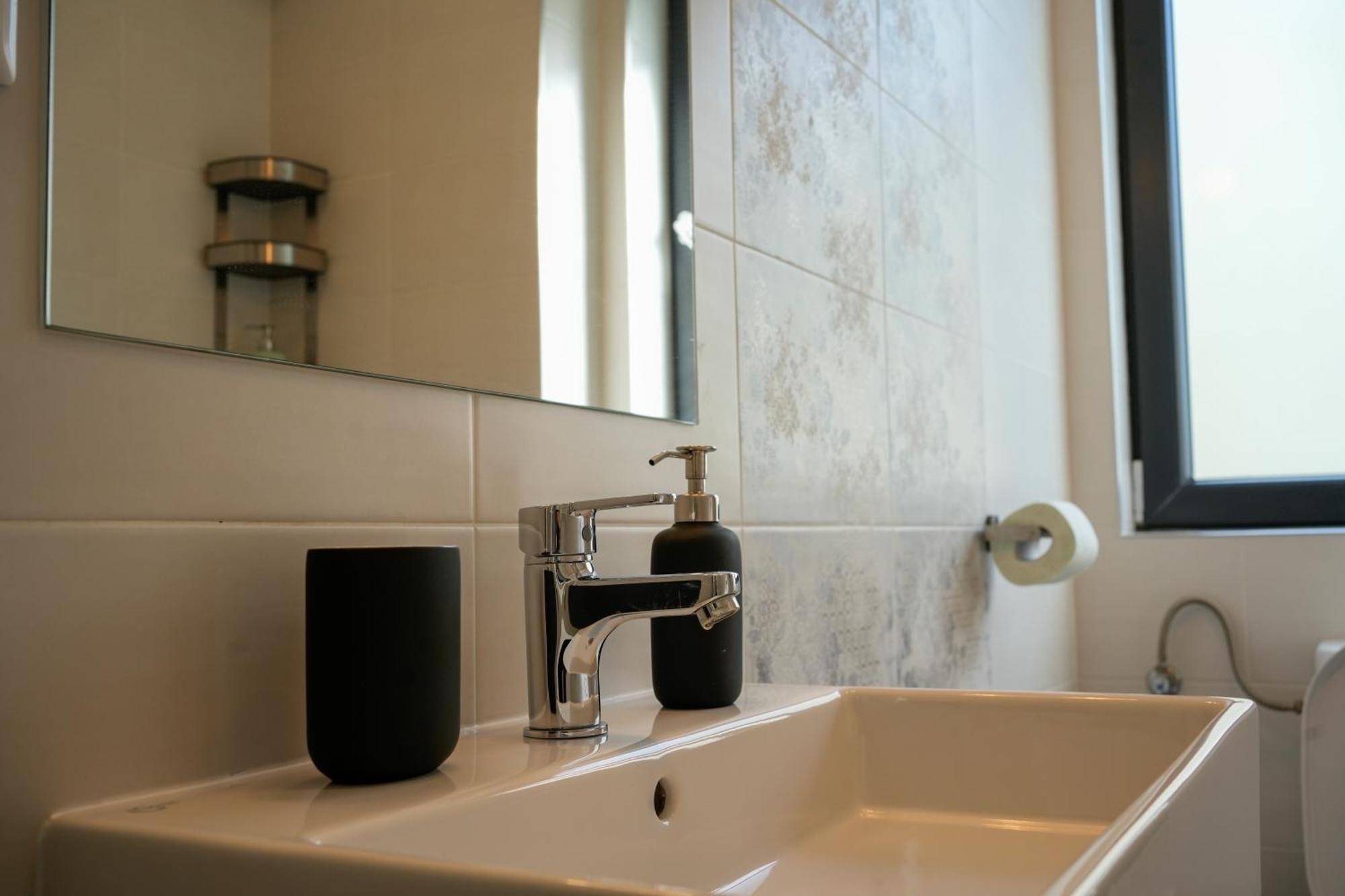 Karol Suites Бухарест Экстерьер фото